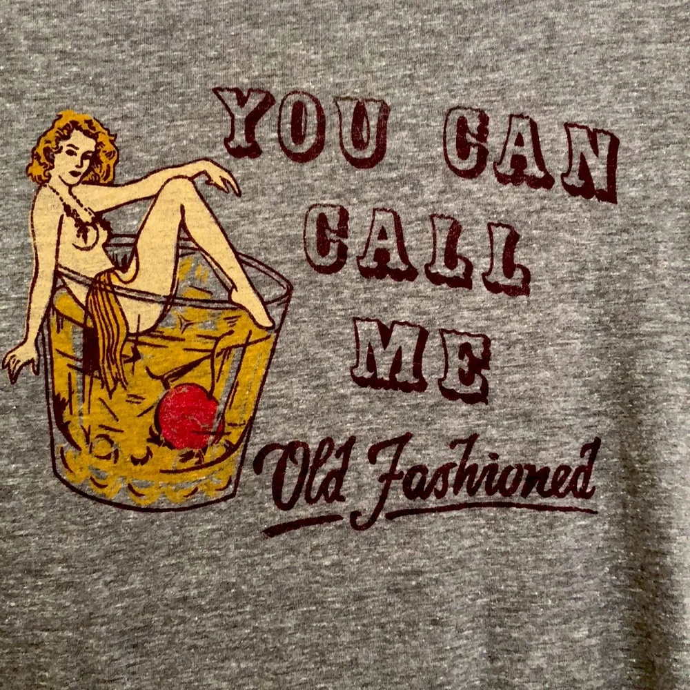 You Can Call Me Old Fashioned S gray tee shirt - Picture 2 of 3